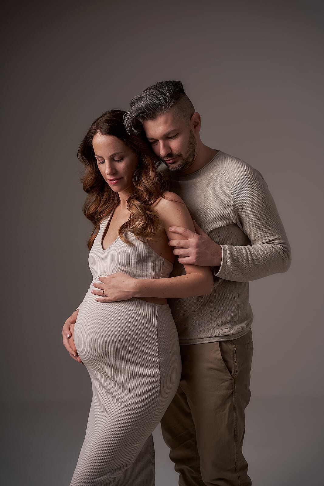 Kismama fotózás a győri Studio3 bérelhető fotóstúdióban 77